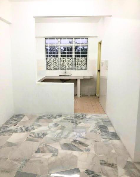 Apartment for Sale at Pangsapuri Seri Melati - Soon Sheng Law - Kitchen - PropertyGuru.com.my