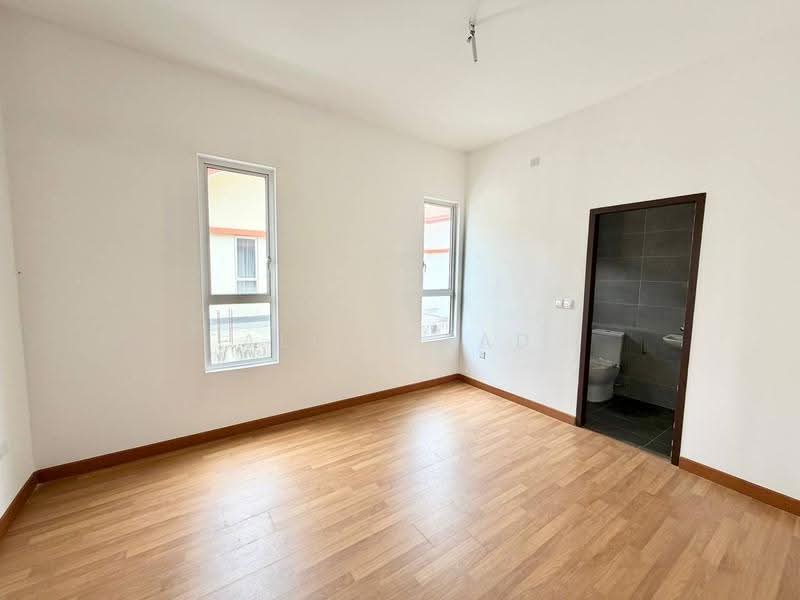 Rumah Kluster untuk Dijual di Alam Sari (Bangi) - Alif Saad - Bathroom - PropertyGuru.com.my