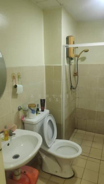 Condominium for Sale at Koi Tropika - Ashlee LSS - Bathroom - PropertyGuru.com.my