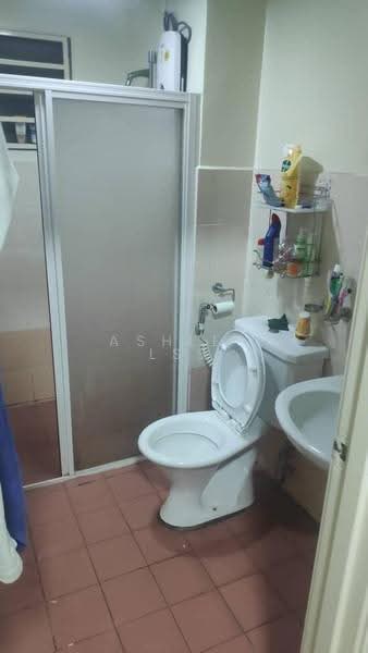 Condominium for Sale at Koi Tropika - Ashlee LSS - Bathroom - PropertyGuru.com.my