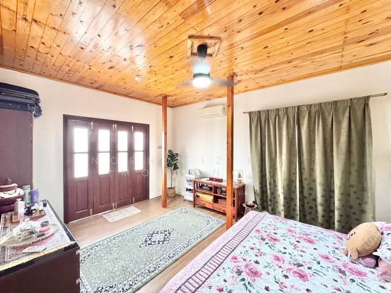 Semi-Detached House for Sale in Bandar Putra Permai (Seri Kembangan) - Norhafiz Bin Mohd Nor - Bedroom - PropertyGuru.com.my