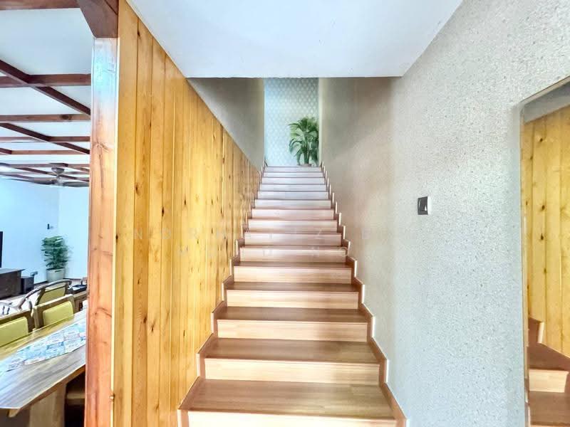 Semi-Detached House for Sale in Bandar Putra Permai (Seri Kembangan) - Norhafiz Bin Mohd Nor - Interior - PropertyGuru.com.my