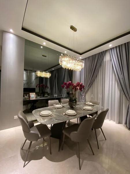 Kediaman Servis untuk Disewa di The Astaka @ 1 Bukit Senyum - Mui Hui Tan - Dining Room - PropertyGuru.com.my
