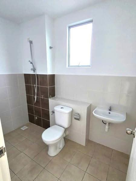 Rumah Berkembar untuk Dijual di Seremban (Negeri Sembilan) - Tan Bee Choo - Bathroom - PropertyGuru.com.my