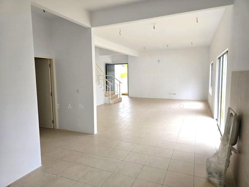 Rumah Berkembar untuk Dijual di Seremban (Negeri Sembilan) - Tan Bee Choo - Living Room - PropertyGuru.com.my