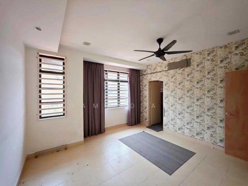 Rumah Teres 2-Tingkat untuk Dijual di Bandar Damansara (Beserah) - Mohammad Azizi - Interior - PropertyGuru.com.my