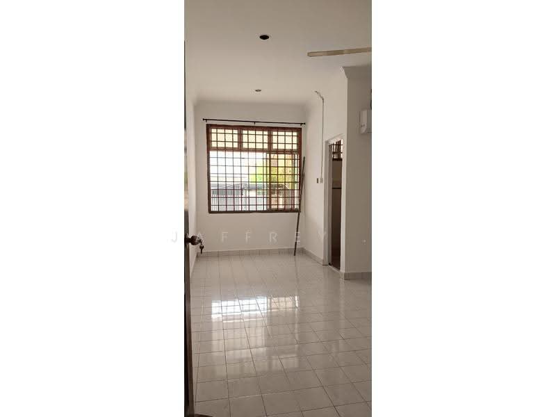 Semi-Detached House for Sale in Taman Megah Ria (Masai) - Jaffrey . - PropertyGuru.com.my
