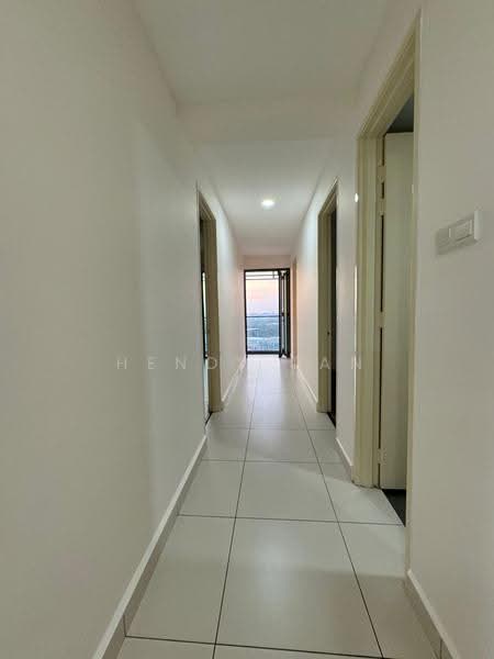 Condominium for Rent at Cristal Serin Residence - Hendy Tan - Corridor - PropertyGuru.com.my