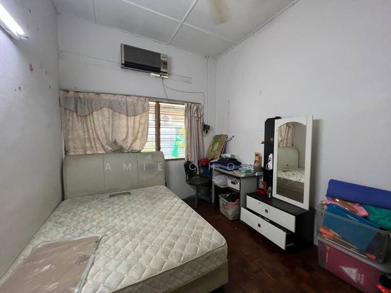 Semi-Detached House for Sale in Taman Pasir Puteh (Ipoh) - Amie Chong - PropertyGuru.com.my