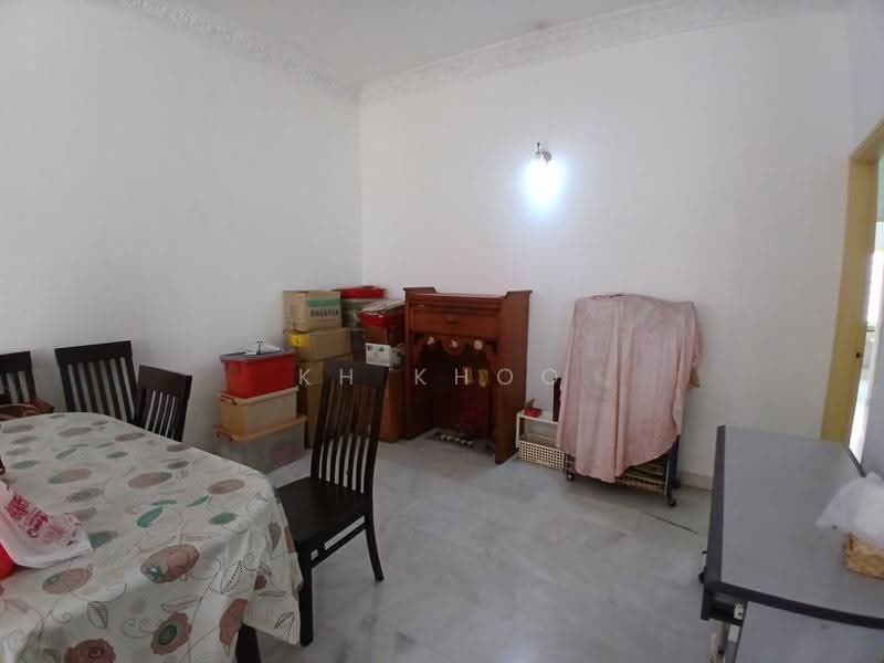 Rumah Teres 2-Tingkat untuk Dijual di SS2 (Petaling Jaya) - KH Khoo - Dining Room - PropertyGuru.com.my