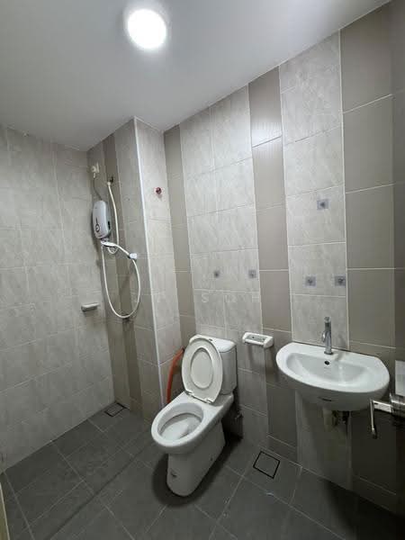 Kediaman Servis untuk Disewa di Sky Breeze Service Apartment - JP Soh - Bathroom - PropertyGuru.com.my