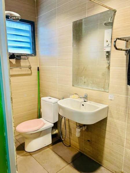 Pangsapuri untuk Disewa di Sri Ledang - Basri Munir - Bathroom - PropertyGuru.com.my