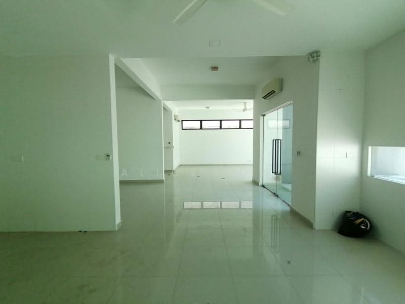 Rumah Banglo untuk Dijual di Rawang (Selangor) - Alice Low - Interior - PropertyGuru.com.my
