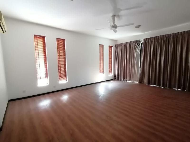 Rumah Banglo untuk Dijual di Rawang (Selangor) - Alice Low - Living Room - PropertyGuru.com.my
