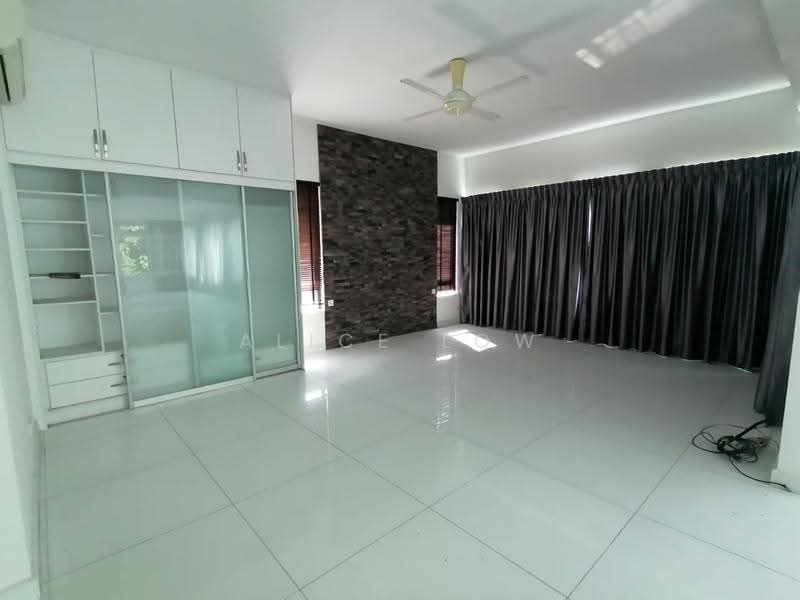 Rumah Banglo untuk Dijual di Rawang (Selangor) - Alice Low - Bedroom - PropertyGuru.com.my