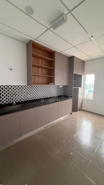 Semi-D Factory for Sale in Seksyen 35 (Shah Alam) - Hui Thing Goh - Kitchen - PropertyGuru.com.my