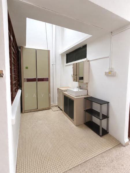Rumah Teres untuk Dijual di Taman Pelangi (Johor Bahru) - Jayne Wong - Kitchen - PropertyGuru.com.my