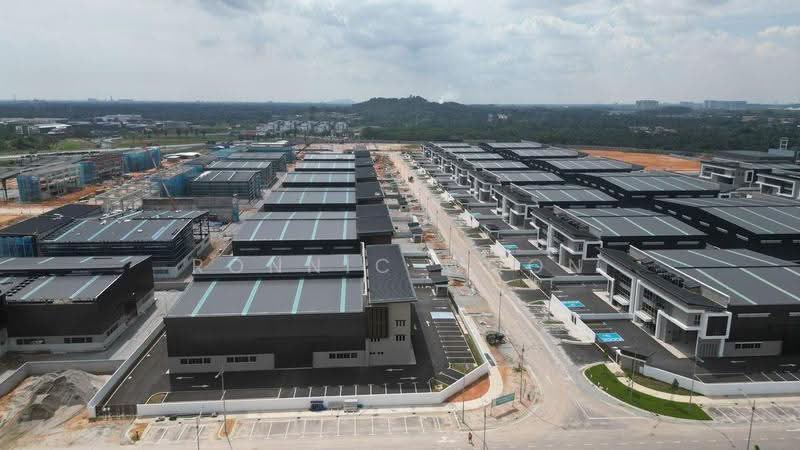 Semi-D Factory for Rent in Bandar Sunsuria (Sepang) - Ronnic Woon - Exterior - PropertyGuru.com.my