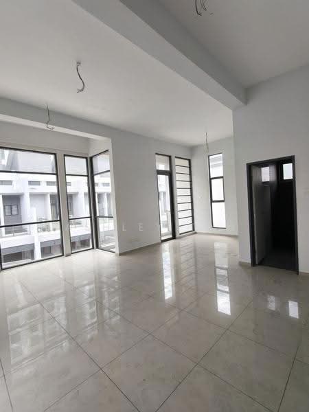 Banglo Lot Kosong untuk Dijual di Kampung Bukit Tengah (Bukit Mertajam) - Ashley Tan - Living Room - PropertyGuru.com.my