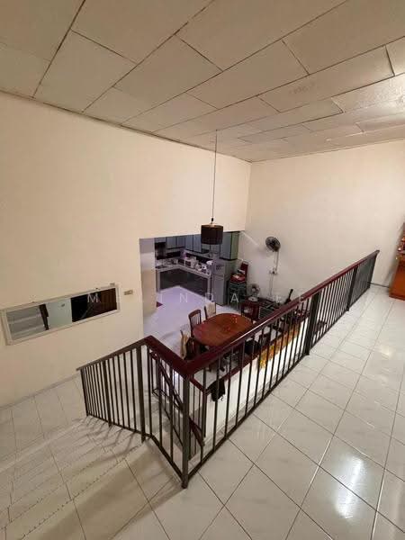 1.5-storey Terraced House for Sale in Taman Bukit Jaya (Ulu Tiram) - Melinda Ee - Dining Room - PropertyGuru.com.my