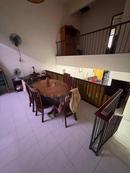 1.5-storey Terraced House for Sale in Taman Bukit Jaya (Ulu Tiram) - Melinda Ee - Dining Room - PropertyGuru.com.my