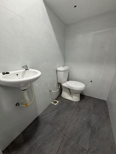 Rumah Teres untuk Dijual di Skudai (Johor) - Daniel Yong - Bathroom - PropertyGuru.com.my