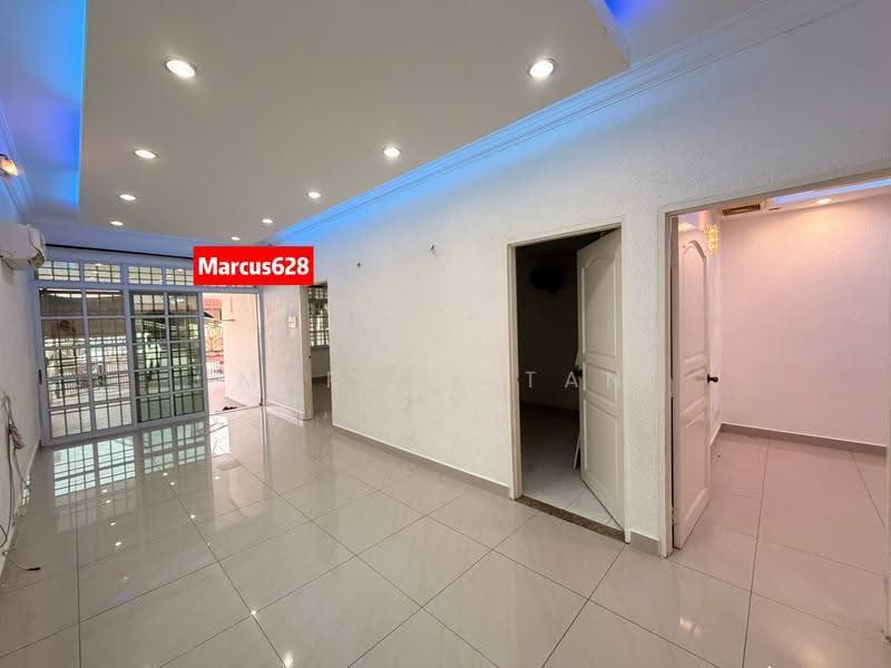 1-storey Terraced House for Sale in Sungai Ara (Penang) - Marcus Tan - Living Room - PropertyGuru.com.my