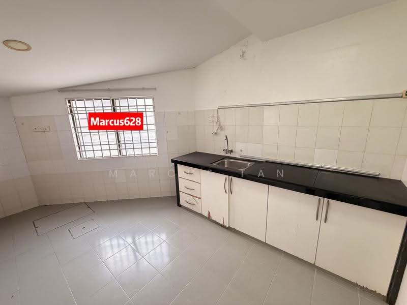 1-storey Terraced House for Sale in Sungai Ara (Penang) - Marcus Tan - Kitchen - PropertyGuru.com.my