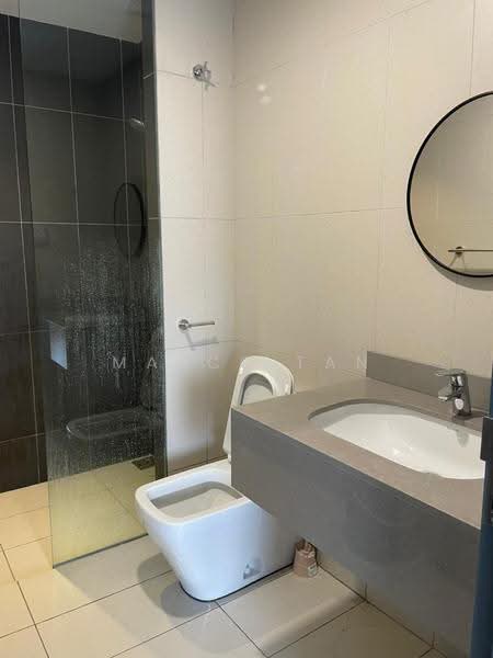 Kondominium untuk Disewa di One Cochrane Residence - Marco Tan - Bathroom - PropertyGuru.com.my