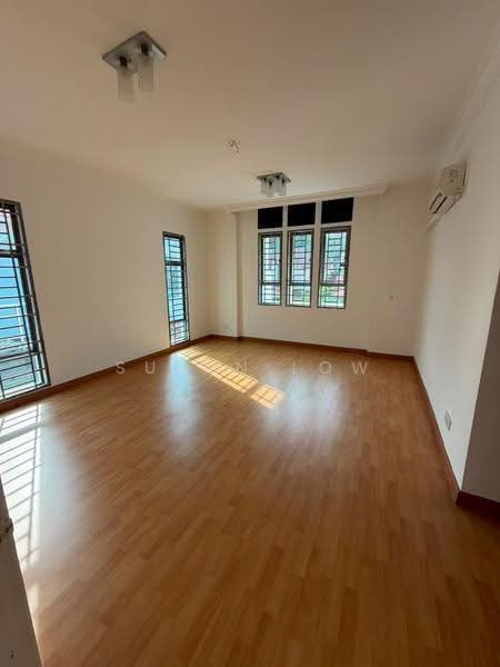 Semi-Detached House for Sale in Taman Austin Perdana (Tebrau) - Suenn Low - Living Room - PropertyGuru.com.my