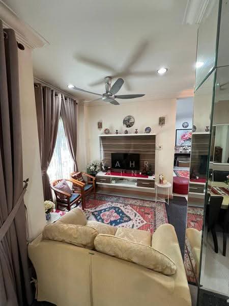Rumah Berkembar untuk Dijual di Puncak Bangi (Bandar Baru Bangi) - Md Syahrul Faez Bin Manan - Living Room - PropertyGuru.com.my