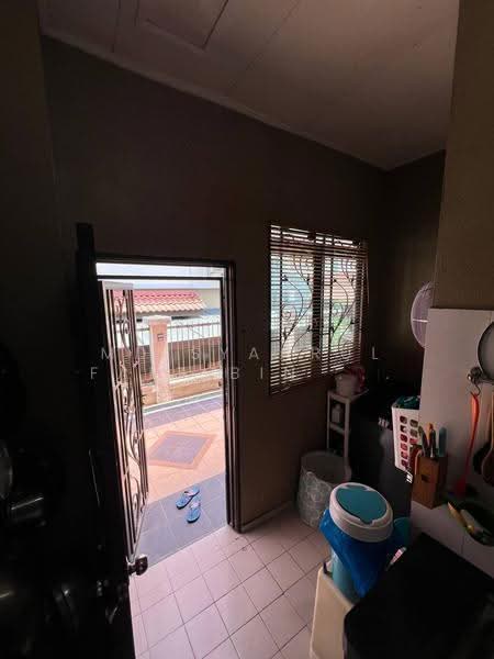 Rumah Berkembar untuk Dijual di Puncak Bangi (Bandar Baru Bangi) - Md Syahrul Faez Bin Manan - Kitchen - PropertyGuru.com.my