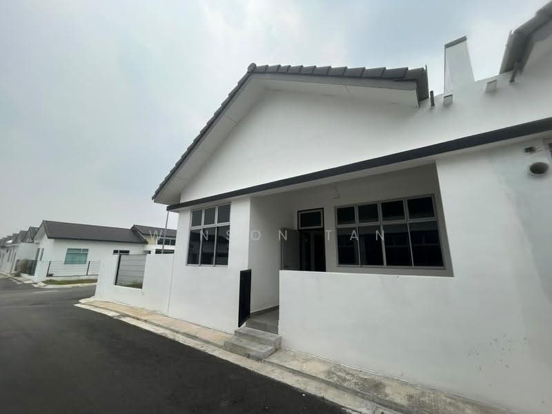 Rumah Teres 1-Tingkat untuk Dijual di Skudai (Johor) - Winson Tan - Exterior - PropertyGuru.com.my