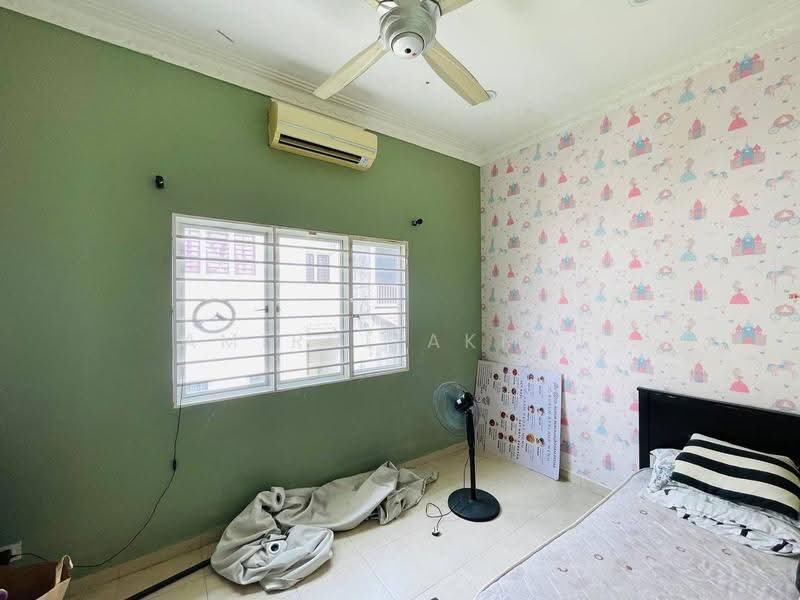 Cluster House for Sale in Sunway Alam Suria (Shah Alam) - Amirul Akmal - Bedroom - PropertyGuru.com.my