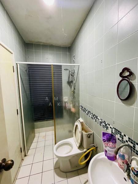 Cluster House for Sale in Sunway Alam Suria (Shah Alam) - Amirul Akmal - Bathroom - PropertyGuru.com.my