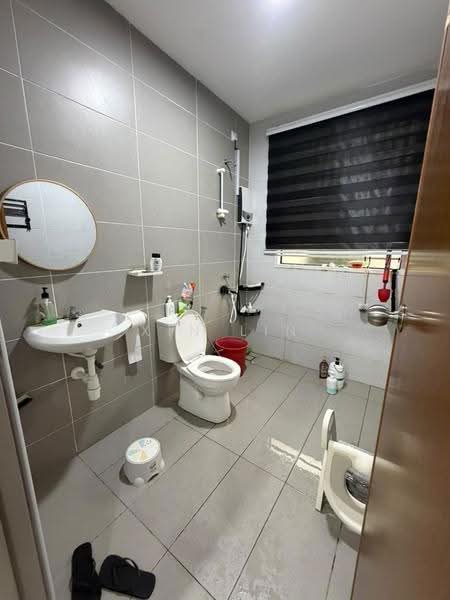Rumah Teres 2-Tingkat untuk Disewa di Taman Bestari Indah (Ulu Tiram) - Xin Lin - Bathroom - PropertyGuru.com.my
