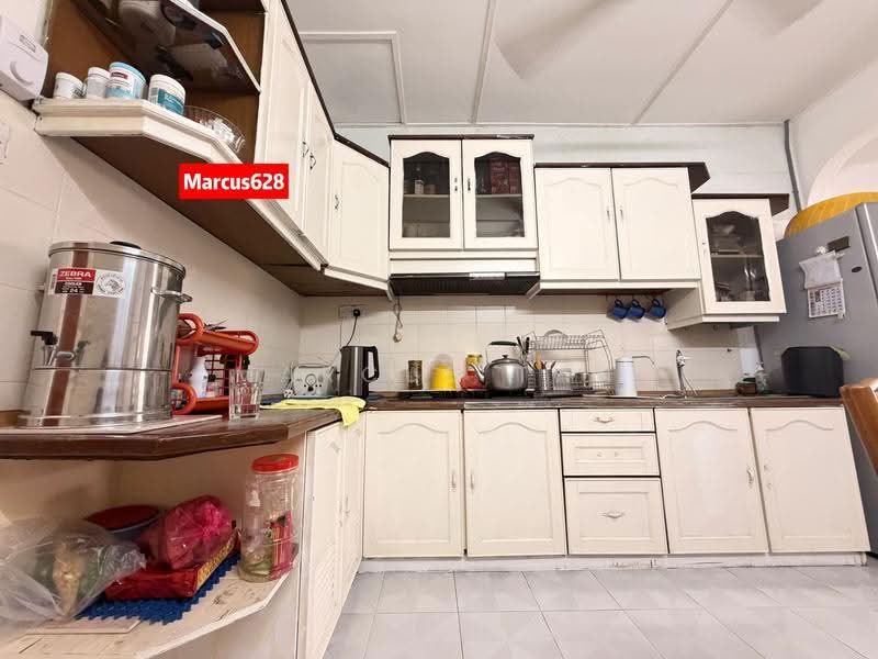 1-storey Terraced House for Sale in Sungai Ara (Penang) - Marcus Tan - Kitchen - PropertyGuru.com.my