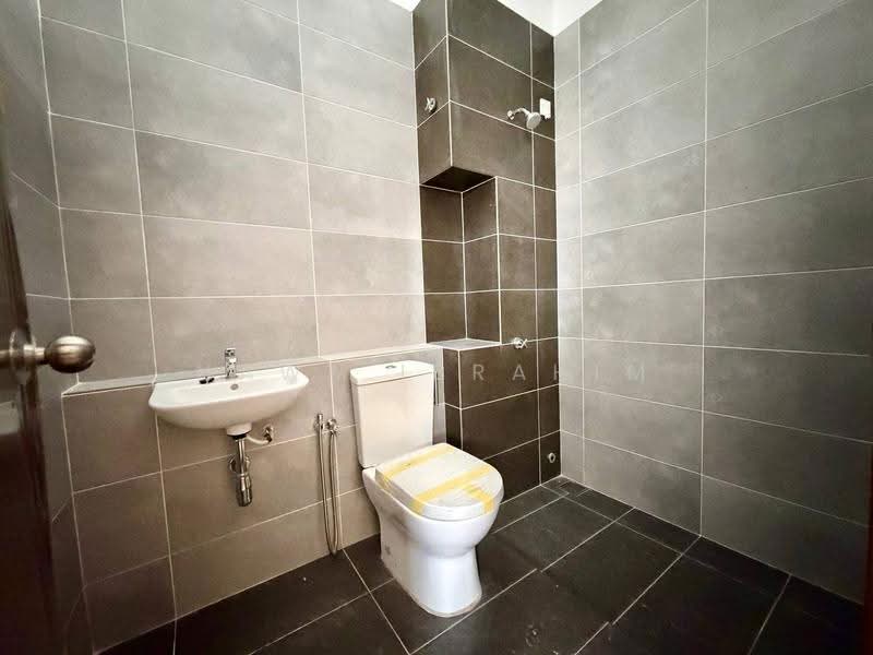 Rumah Berkembar untuk Dijual di Alam Sari (Bangi) - Hawa Ibrahim - PropertyGuru.com.my