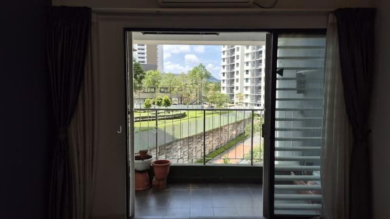 Kondominium untuk Dijual di Ivory Residence - Jason Lee - Balcony - PropertyGuru.com.my