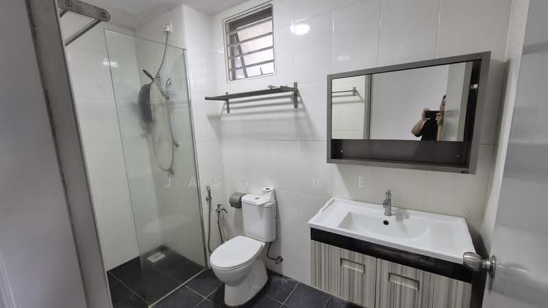 Kondominium untuk Dijual di Ivory Residence - Jason Lee - Bathroom - PropertyGuru.com.my