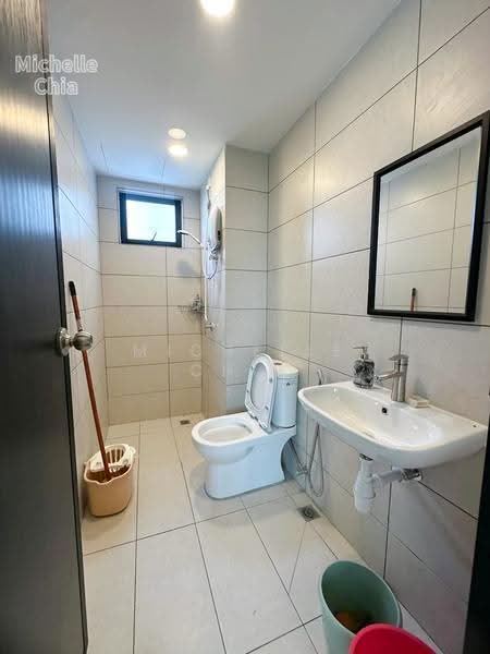 Kediaman Servis untuk Dijual di MARC Residences - Michelle Chia - Bathroom - PropertyGuru.com.my