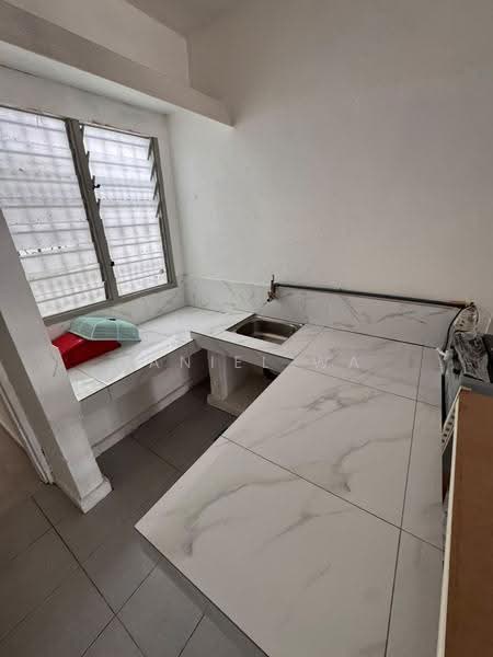 2-storey Terraced House for Sale in Taman Cempaka (Ipoh) - Daniel Wa - Kitchen - PropertyGuru.com.my