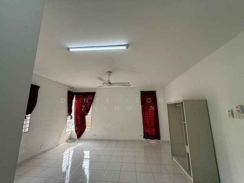 Rumah Berkembar untuk Disewa di Aman Perdana (Kapar) - Dante Leong Zhenwen - Living Room - PropertyGuru.com.my