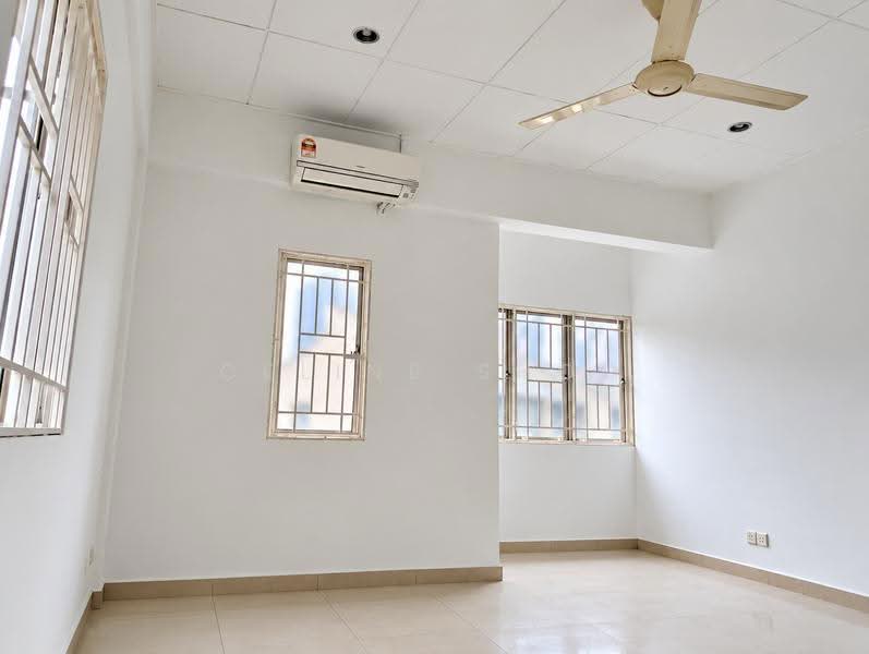 Townhouse for Rent in Bukit Jalil (Kuala Lumpur) - Celine Shoo - Interior - PropertyGuru.com.my