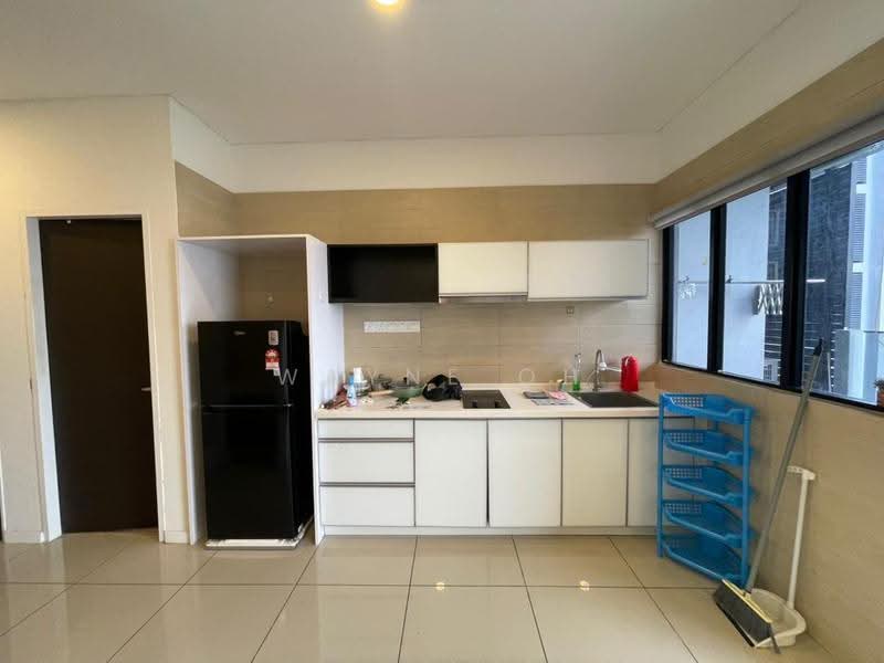 Service Residence for Rent at D'Latour - Wayne Oh - Kitchen - PropertyGuru.com.my