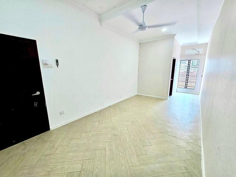 2-storey Terraced House for Sale in Bandar Teknologi Kajang (Kajang) - Muhammad Ridhwan Mohd Huzairi - Interior - PropertyGuru.com.my