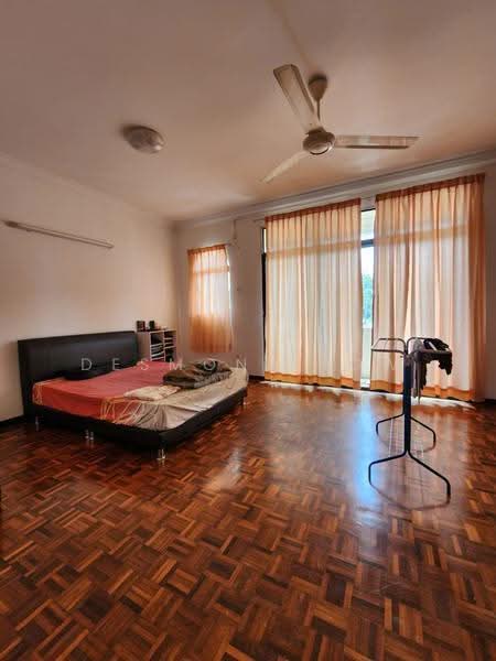 2-storey Terraced House for Sale in Tanjung Bungah (Tanjung Bungah) - Desmond Low - Bedroom - PropertyGuru.com.my