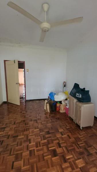 2-storey Terraced House for Sale in Tanjung Bungah (Tanjung Bungah) - Desmond Low - Interior - PropertyGuru.com.my
