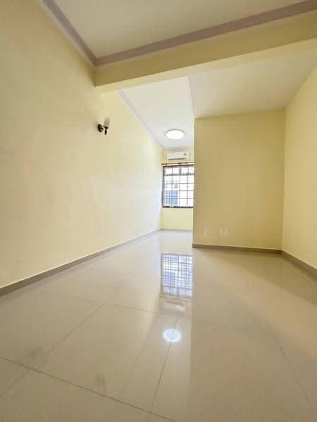 1.5-storey Terraced House for Sale in Bandar Putra Kulai (Kulai) - Elena Lim - Interior - PropertyGuru.com.my