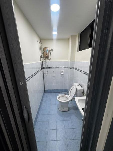 Kondominium untuk Disewa di Skudai Villa - Daniel Yong - Bathroom - PropertyGuru.com.my